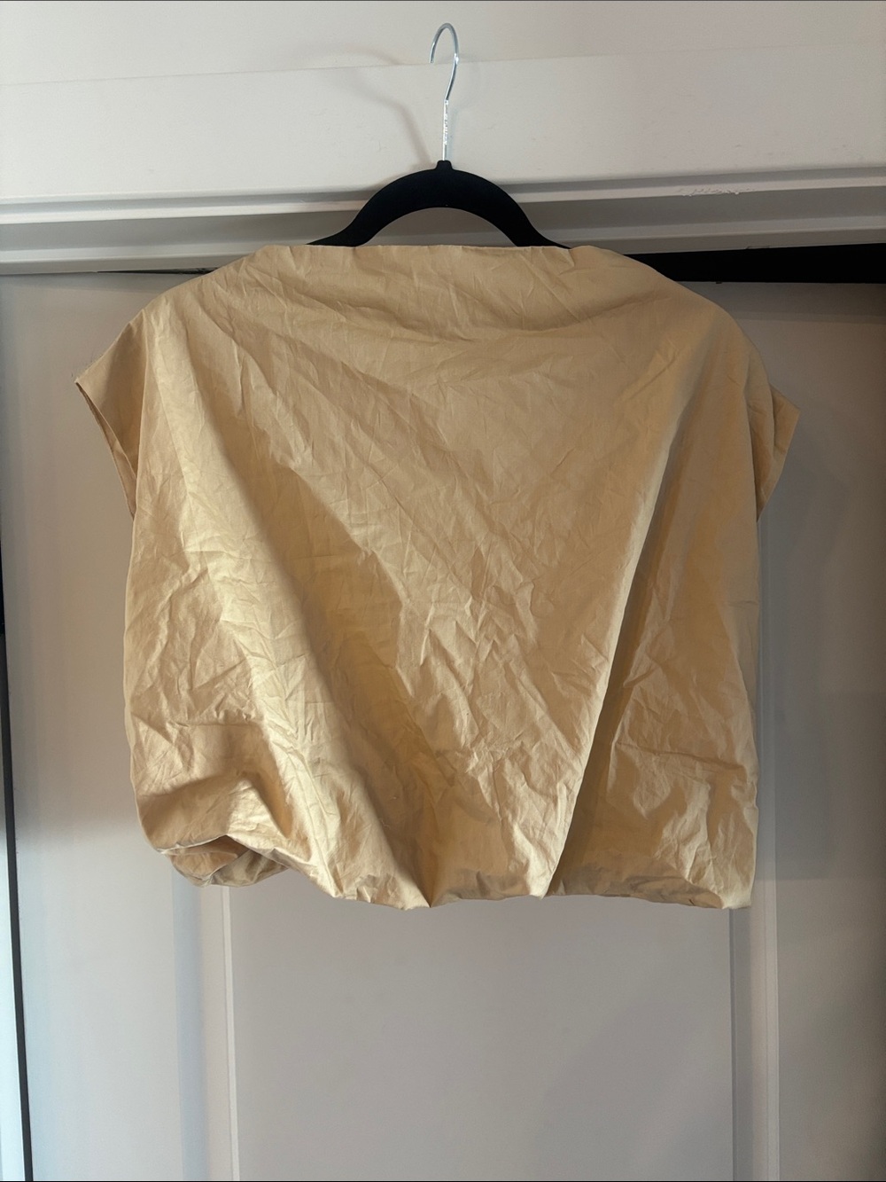 Boxy Short-Sleeve Crop Top in Beige